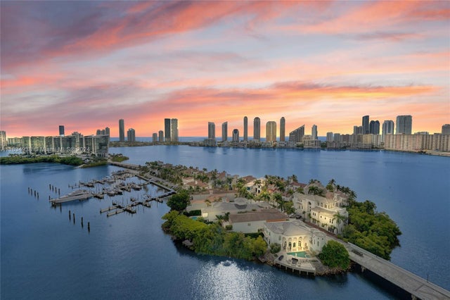 3 of 97 - 6000 Island Blvd 2002, Aventura, FL