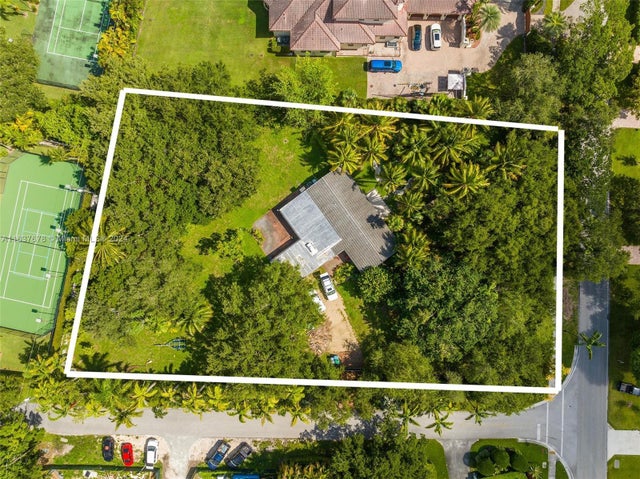 5 of 7 - 6701 Sw 115th St, Pinecrest, FL