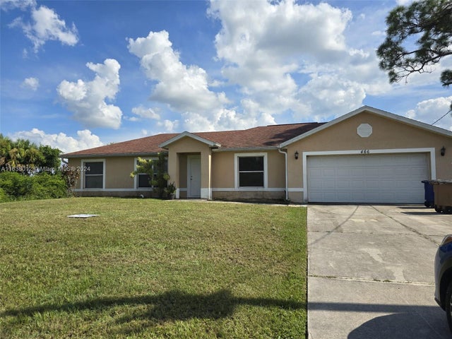 466 Rewing St, Lehigh Acres