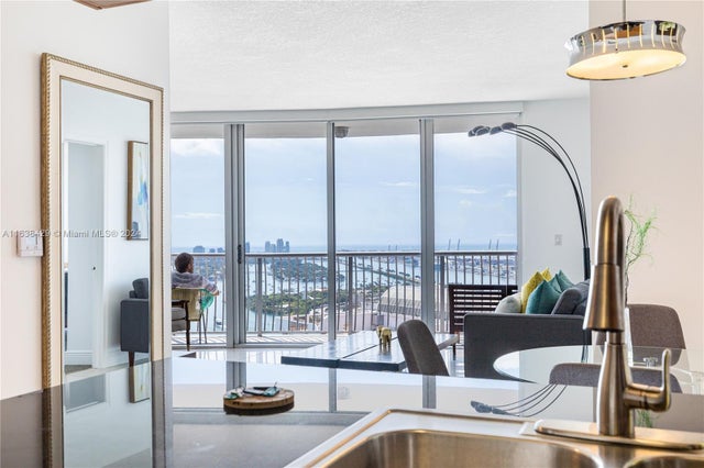 3 of 10 - 1750 N Bayshore Dr 4602, Miami, FL