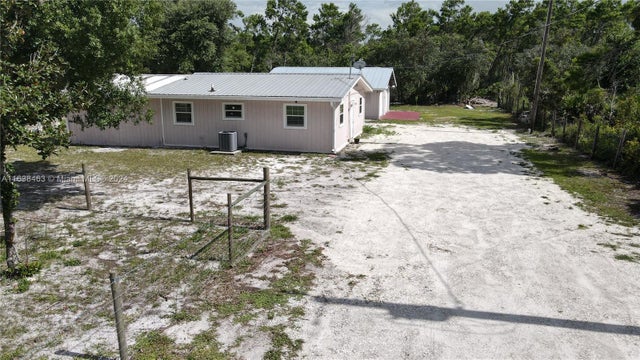 1 of 34 - 2761 Lake Josephine Dr, Sebring, FL