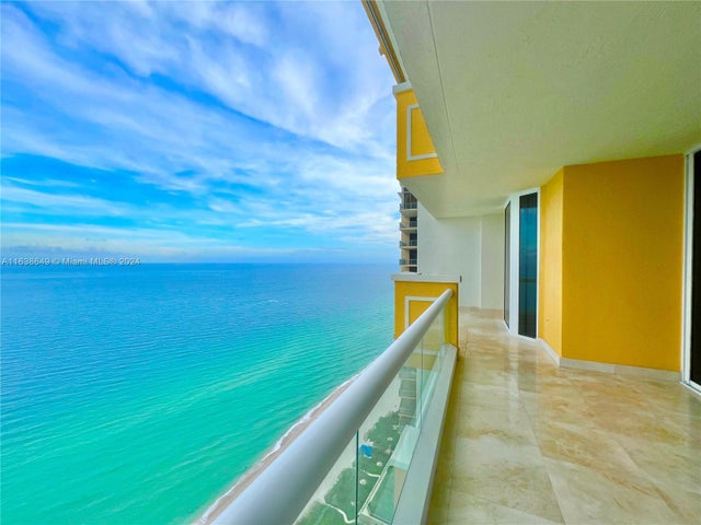 1 of 32 - 17875 Collins Ave 4305, Sunny Isles Beach, FL