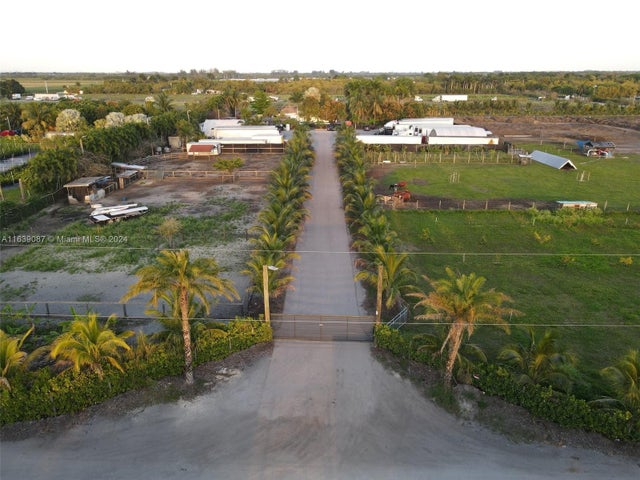 1 of 7 - 17325 Sw 188th St, Miami, FL