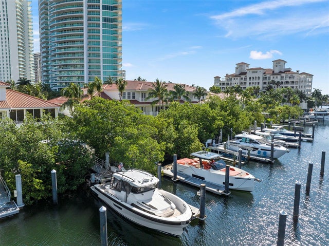 2 of 87 - 3780 Ne 199th Ter, Aventura, FL