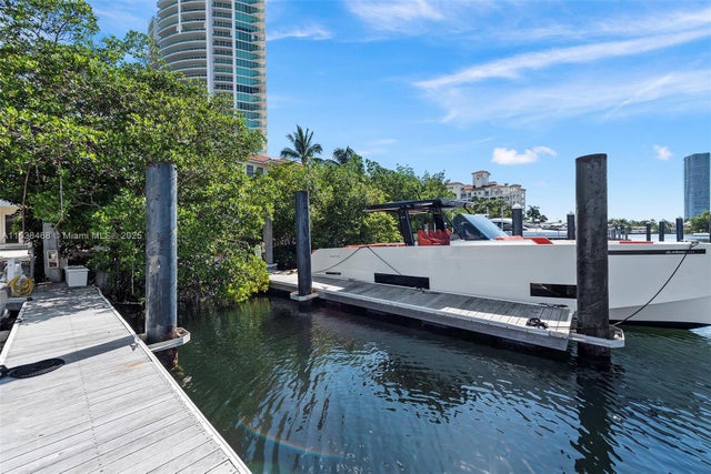 4 of 87 - 3780 Ne 199th Ter, Aventura, FL