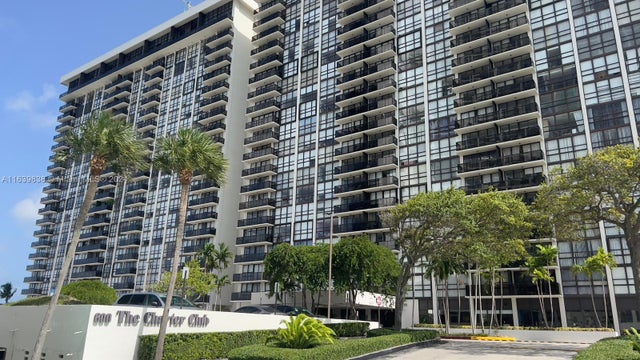 1 of 32 - 600 Ne 36th St 204, Miami, FL