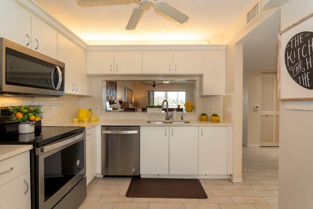5 of 17 - 10312 Nw 24th Pl 302, Sunrise, FL