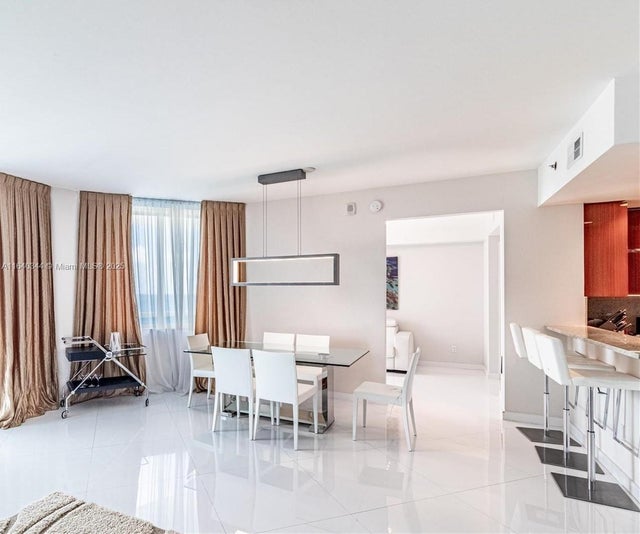 5 of 27 - 2711 S Ocean Dr 1901, Hollywood, FL