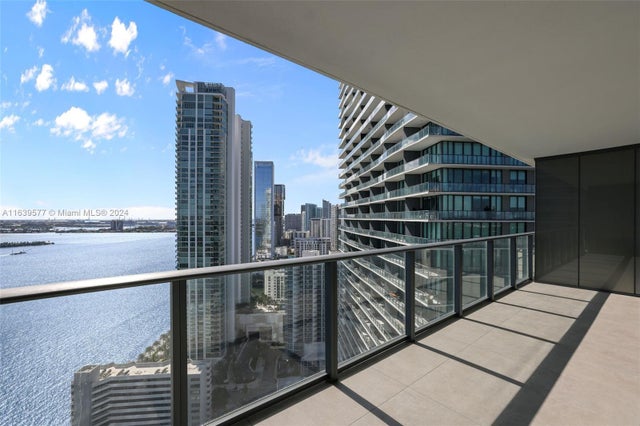 5 of 35 - 650 Ne 32nd St 3203, Miami, FL