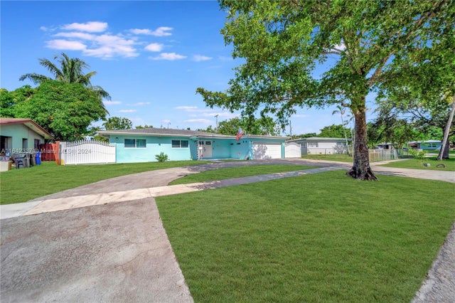 4 of 44 - 811 Sw 39th Ave, Fort Lauderdale, FL