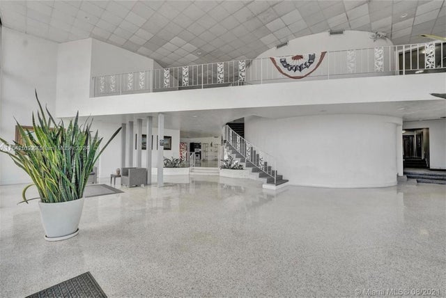 2 of 6 - 6484 Indian Creek Dr 138, Miami Beach, FL