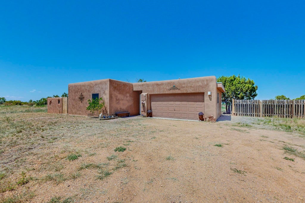 18 Azul Loop, Santa Fe Property Listing MLS® 202403441