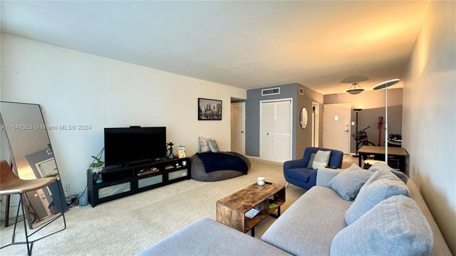 1 of 20 - 1200 West Ave 919, Miami Beach, FL