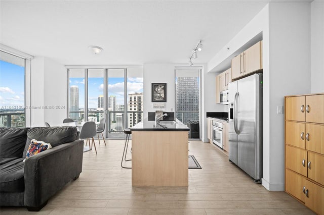 5 of 35 - 1111 Sw 1st Ave 3425-n, Miami, FL