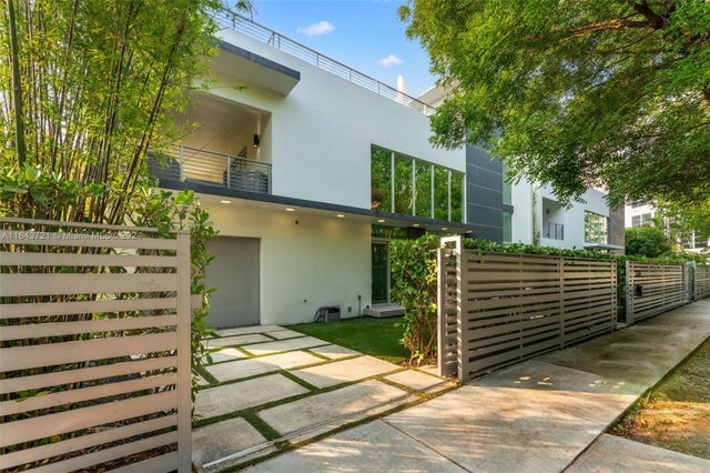 1 of 46 - 1510 Sw 4th Ave, Miami, FL
