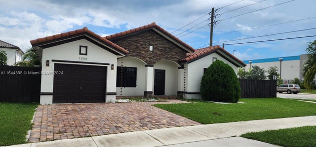 1 of 35 - 13201 Sw 274th Ter, Homestead, FL