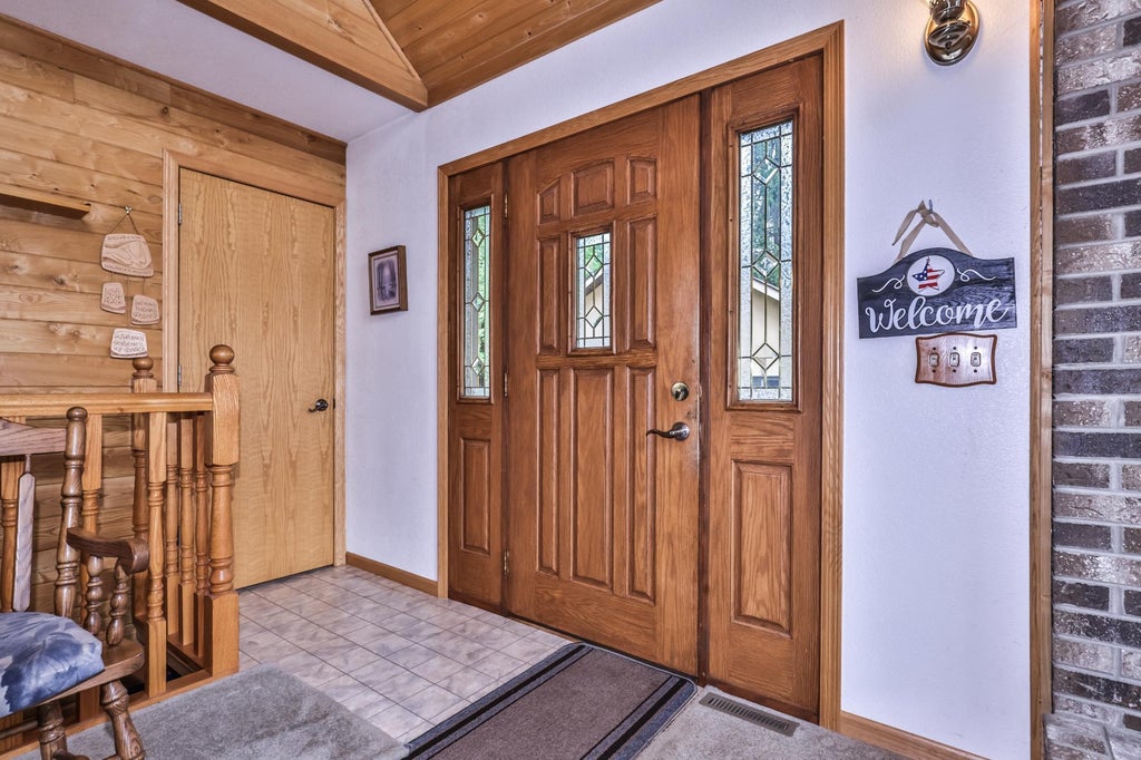 6962 Fisher Lake Rd E, Mercer MLS 208561