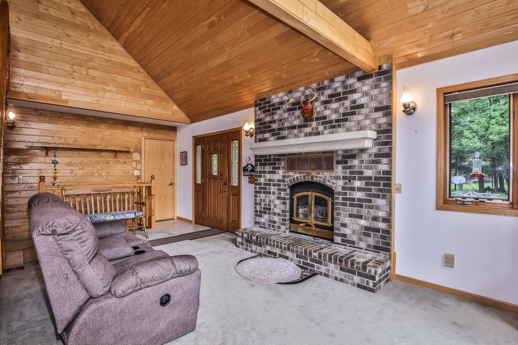 6962 Fisher Lake Rd E, Mercer MLS 208561