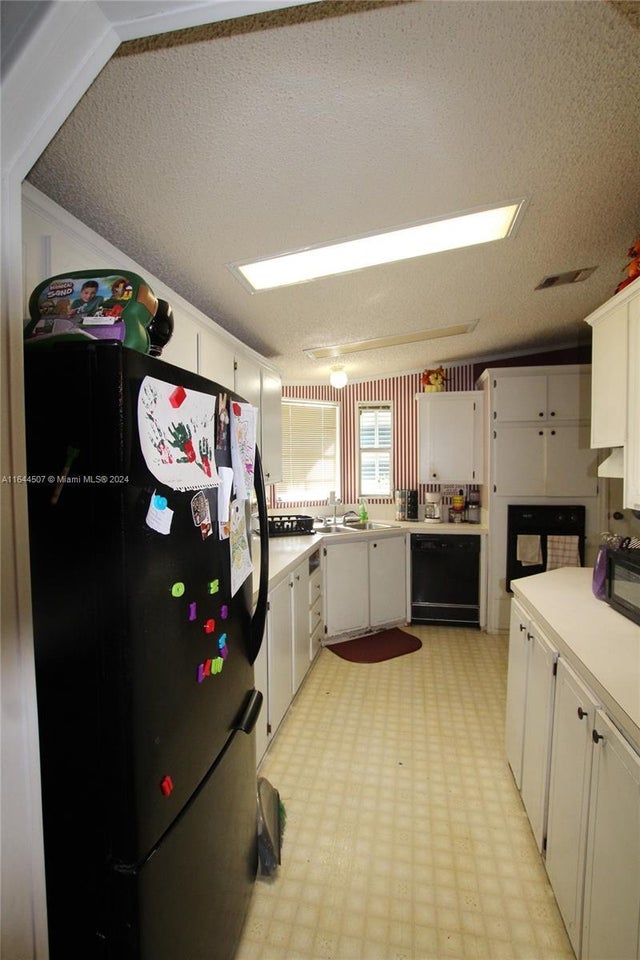 4 of 34 - 105 Ne 8th Avenue, Okeechobee, FL