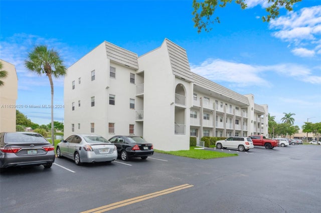 1 of 16 - 8350 Sunrise Lakes Blvd 304, Sunrise, FL