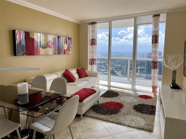 3 of 46 - 1850 S Ocean Dr 3809, Hallandale Beach, FL