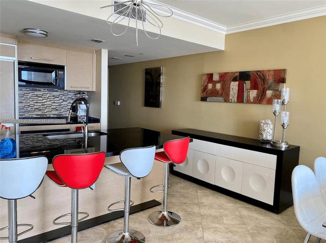 5 of 46 - 1850 S Ocean Dr 3809, Hallandale Beach, FL