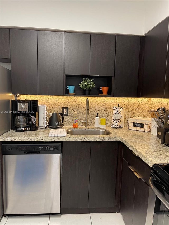 5 of 62 - 5151 Collins Ave 629, Miami Beach, FL