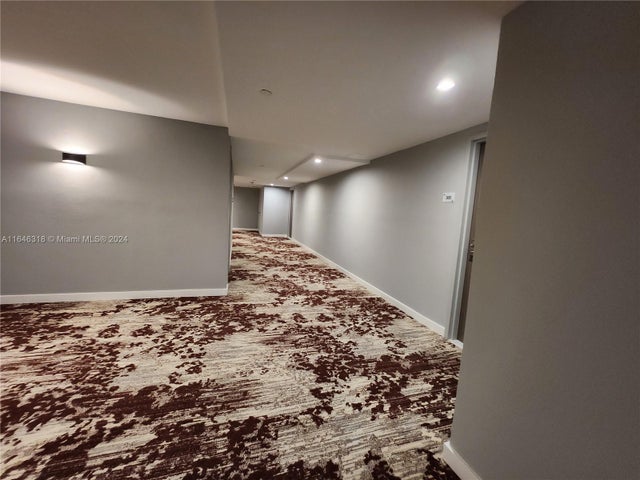 2 of 14 - 2555 Collins Ave 306, Miami Beach, FL