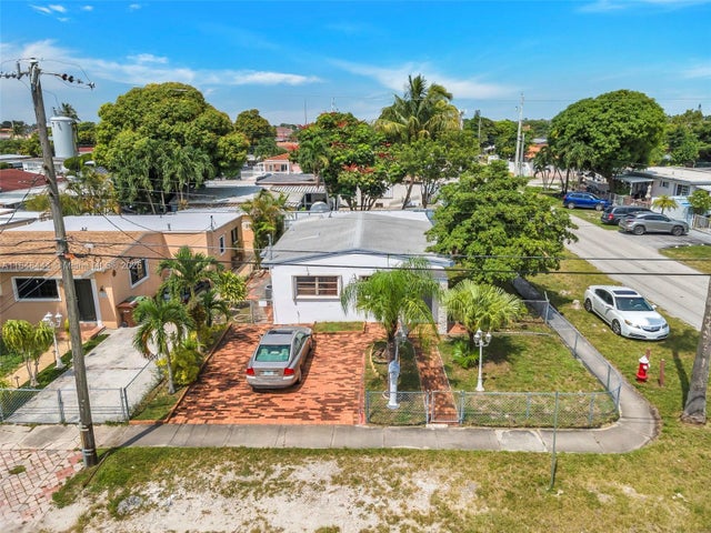 1 of 28 - 4296 E 9th Ln, Hialeah, FL