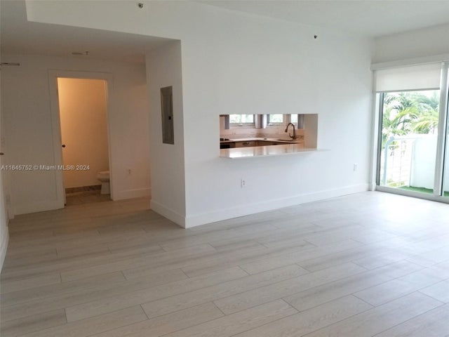 5 of 39 - 6580 Indian Creek Dr 201, Miami Beach, FL