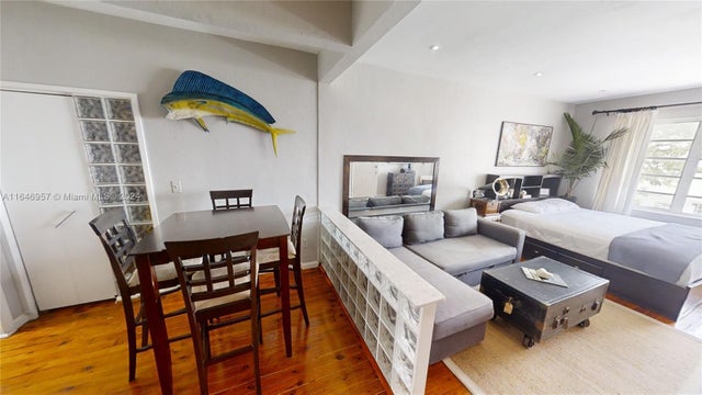 4 of 20 - 730 12th St 11, Miami Beach, FL