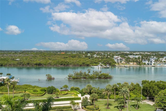 3 of 60 - 400 Beach Rd 802, Tequesta, FL