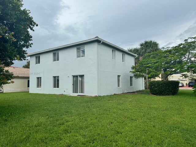 2 of 28 - 4527 Sw 129th Ave, Miramar, FL