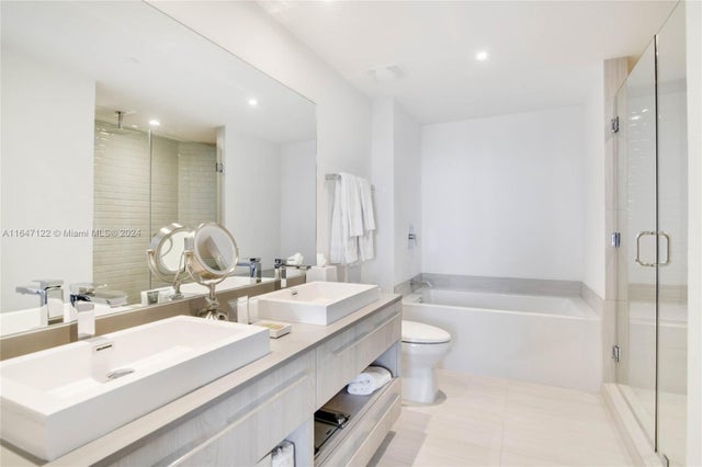 5 of 39 - 4010 S Ocean Dr R2009, Hollywood, FL