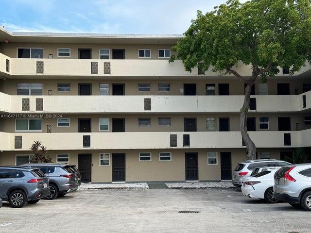 3 of 25 - 1680 Ne 191st St 412-2, Miami, FL