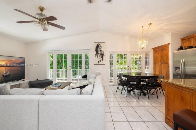 3 of 29 - 125 S Rolling Hill Rd, Tavernier, FL