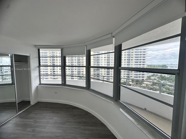 5555 Collins Ave 10b, Miami Beach