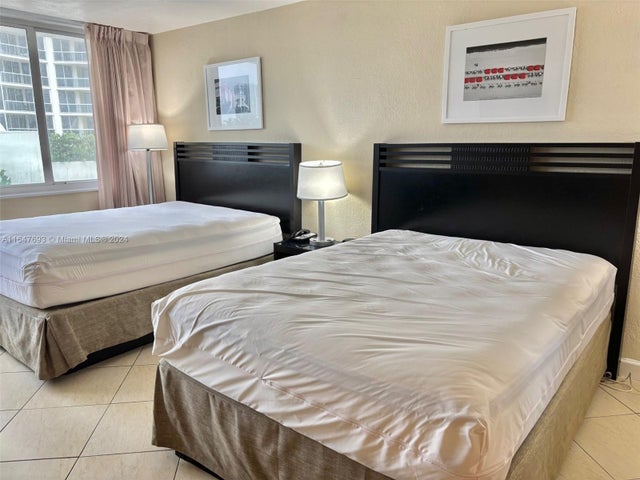 3 of 24 - 19201 Collins Ave 128, Sunny Isles Beach, FL