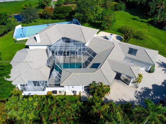 5 of 28 - 4010 Nw 100th Ave, Coral Springs, FL