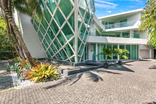 3 of 82 - 480 Ocean Blvd, Golden Beach, FL
