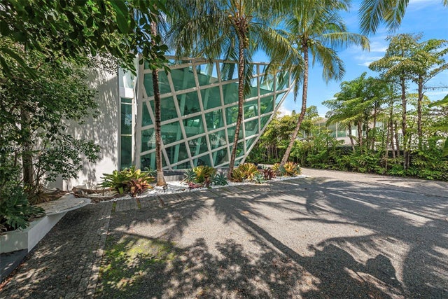 4 of 82 - 480 Ocean Blvd, Golden Beach, FL