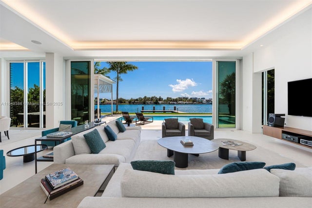 1 of 47 - 1844 Daytonia Rd, Miami Beach, FL