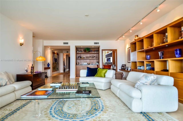 5 of 23 - 3201 Ne 183 St 1904, Aventura, FL