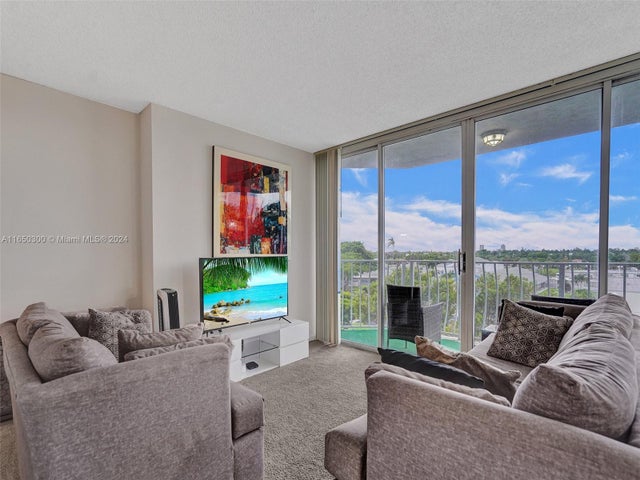 2 of 29 - 7601 E Treasure Dr 505, North Bay Village, FL