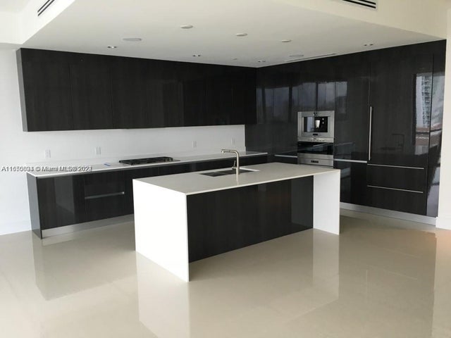 4 of 24 - 3300 Ne 188 St 610, Aventura, FL