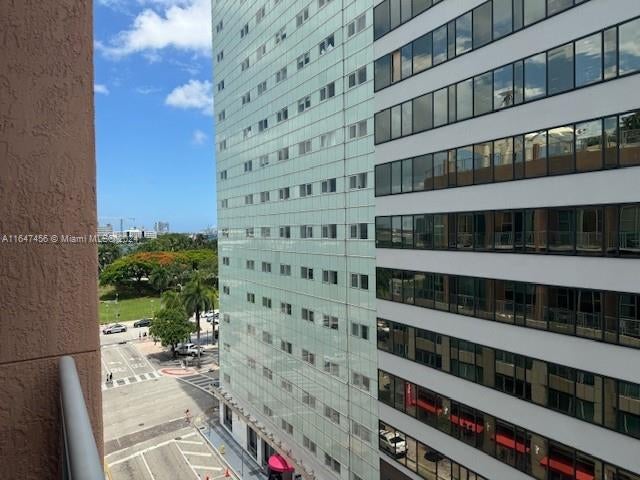3 of 38 - 253 Ne 2nd St 622, Miami, FL