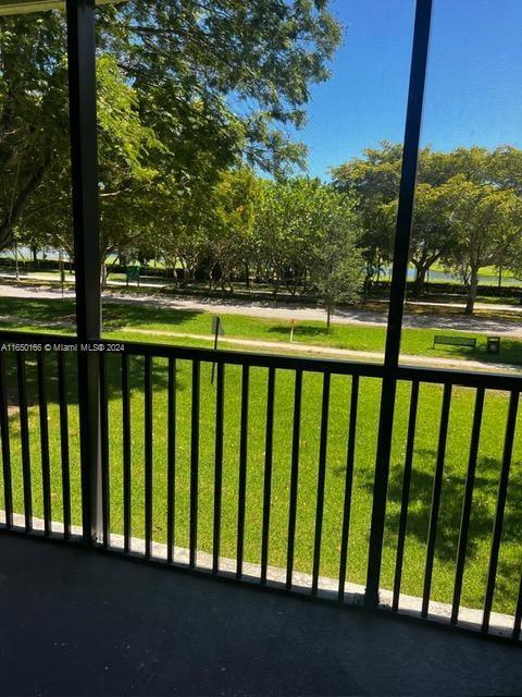 4 of 13 - 3475 N Country Club Dr 204, Aventura, FL