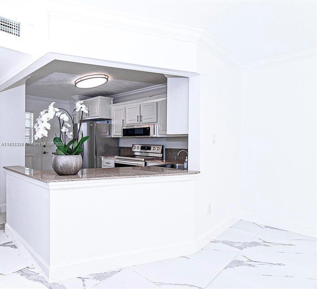 1 of 13 - 1680 Ne 191st St 305-2, Miami, FL