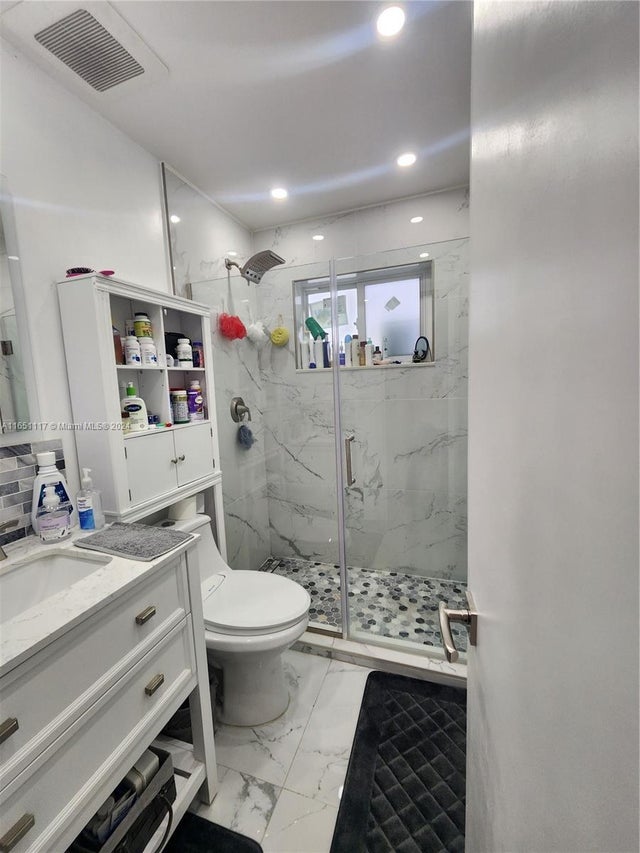 4 of 24 - 1025 Ne 13th Ave, Homestead, FL