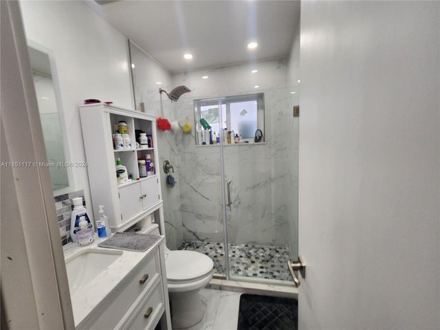 5 of 24 - 1025 Ne 13th Ave, Homestead, FL